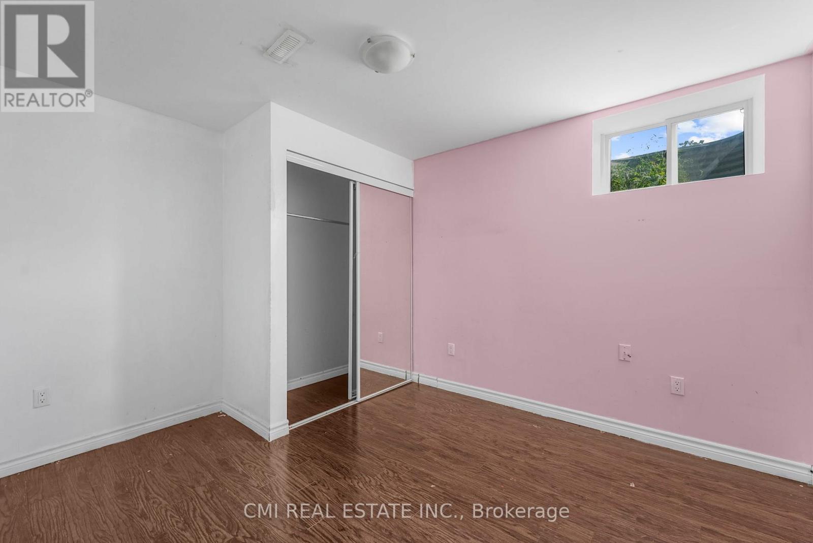 5 Decorso Drive N, Brampton, ON - Indoor Photo Showing Other Room