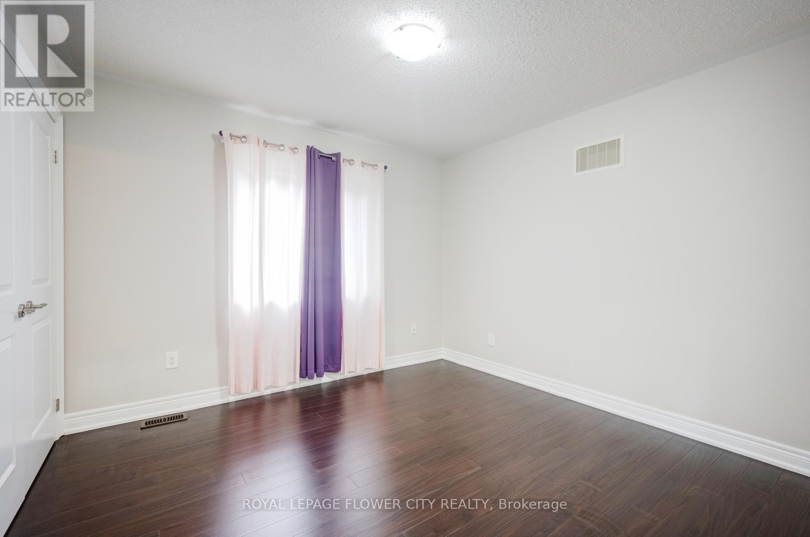 6 Villadowns Trail, Brampton, ON - Indoor Photo Showing Other Room