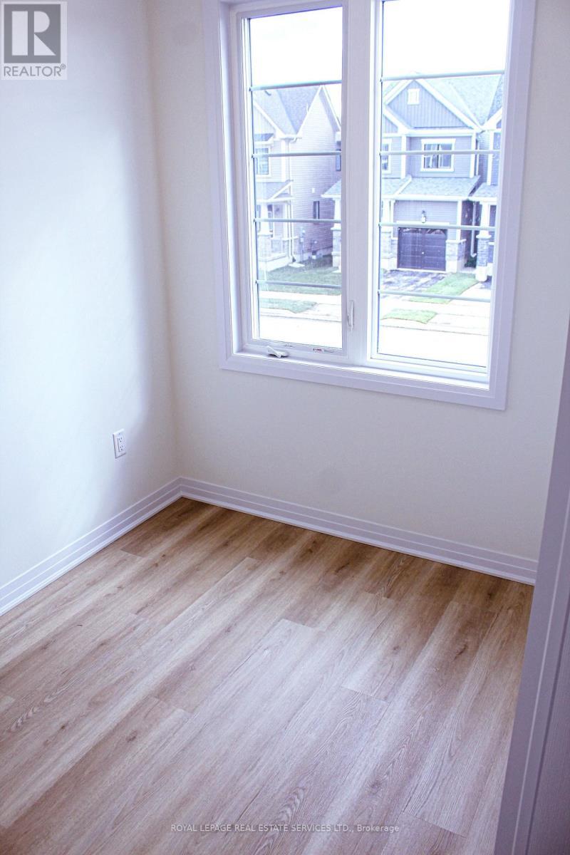 29 Greig Street, Brantford, ON - Indoor Photo Showing Other Room
