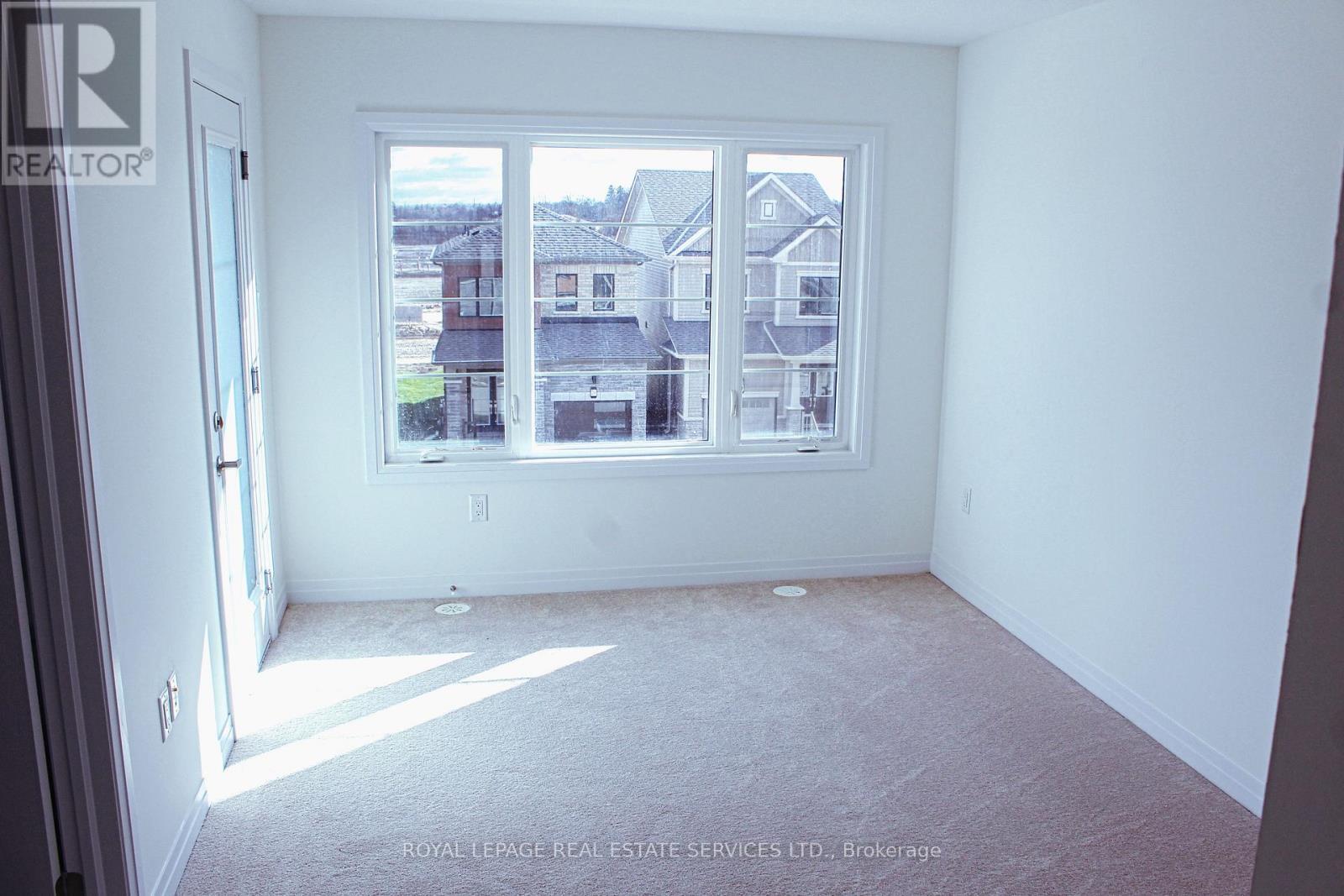 29 Greig Street, Brantford, ON - Indoor Photo Showing Other Room