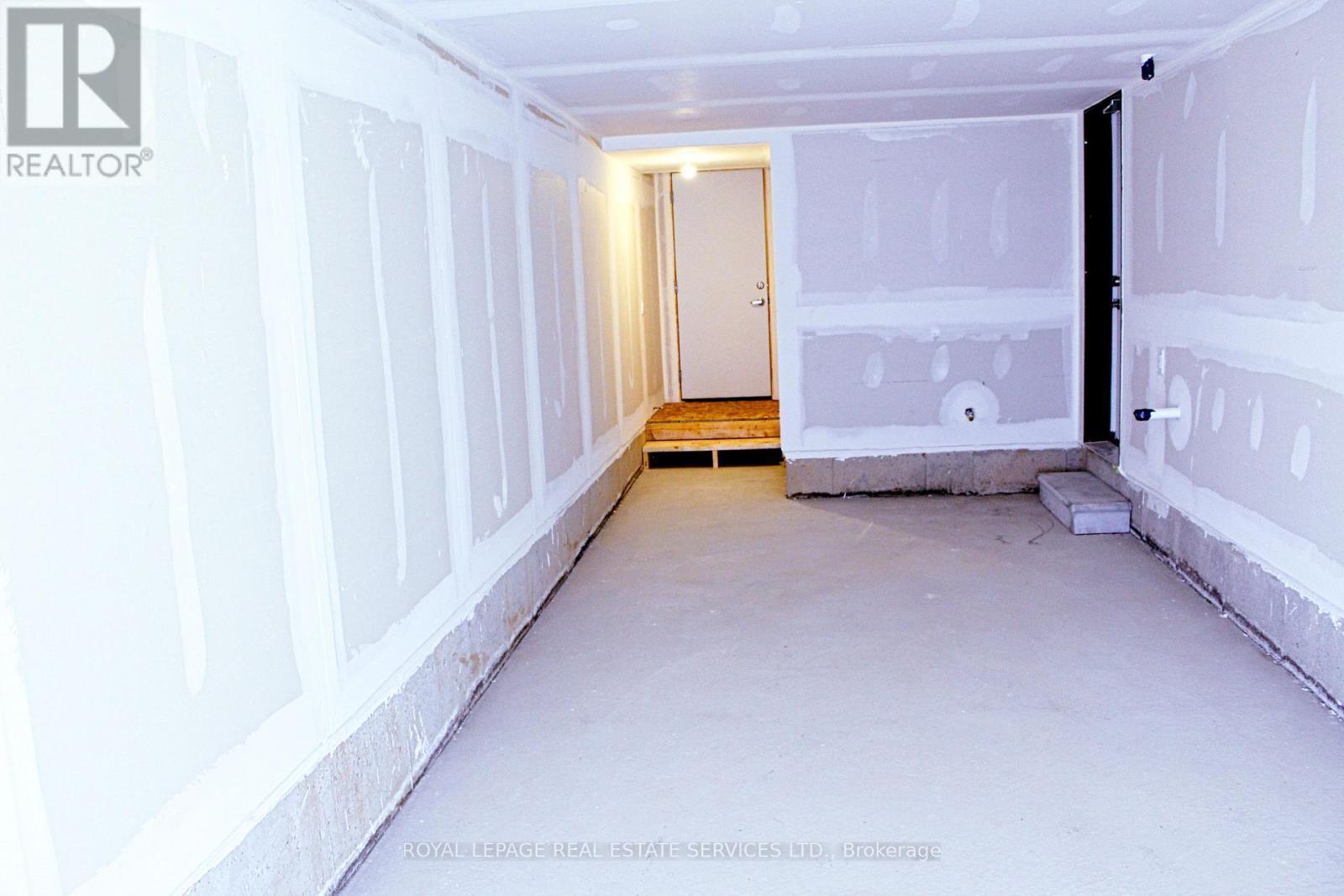 29 Greig Street, Brantford, ON - Indoor