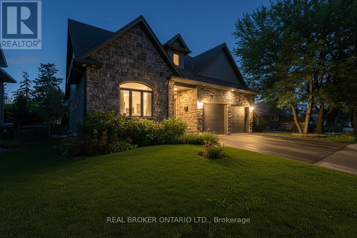 219 Walker Street, Cambridge, ON - Outdoor