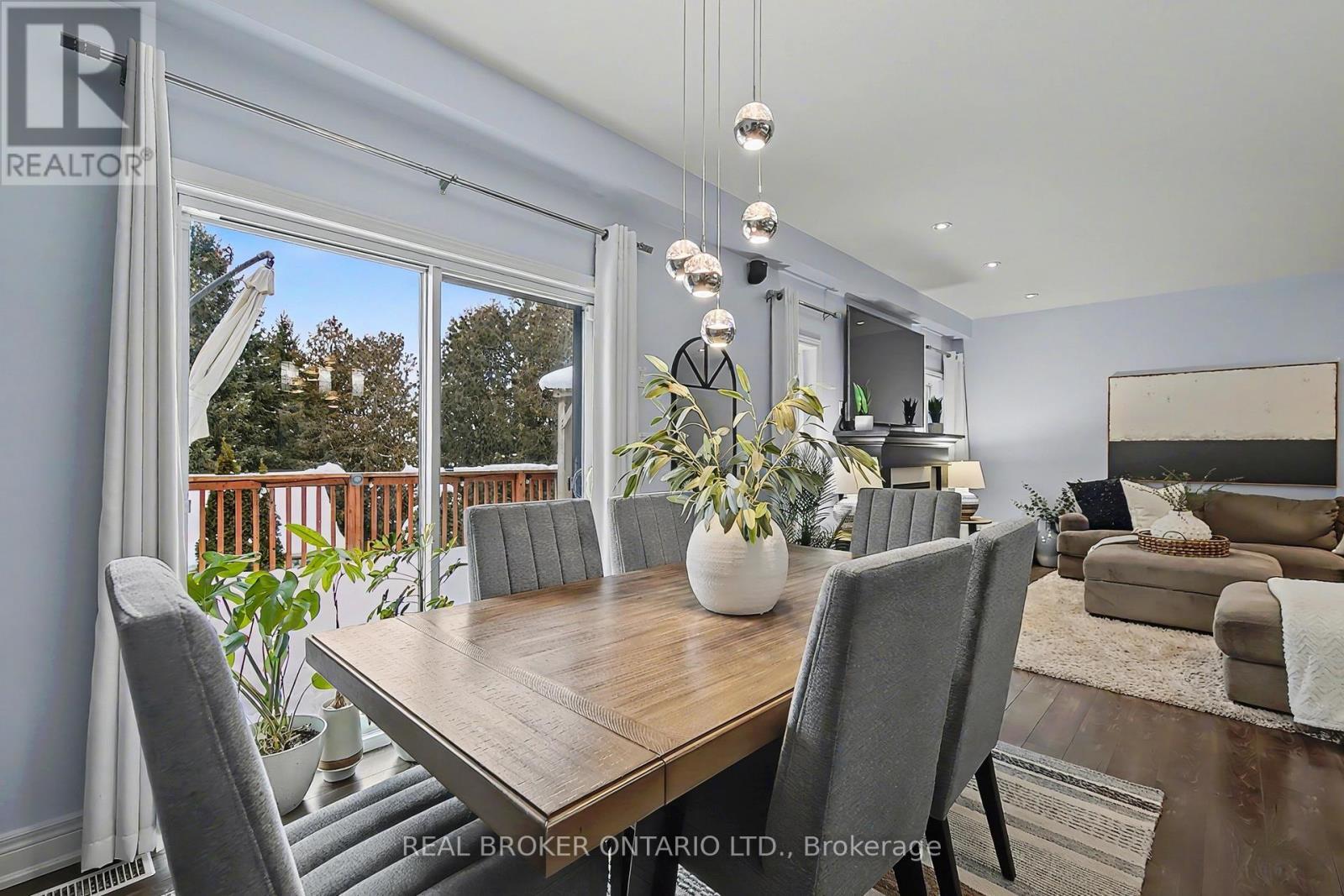 219 Walker Street, Cambridge, ON - Indoor Photo Showing Dining Room