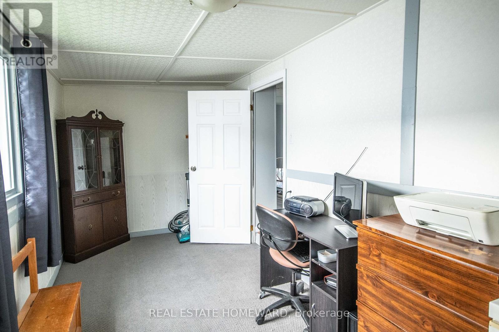 36B - 2244 Heritage Line, Otonabee-South Monaghan, ON - Indoor Photo Showing Office