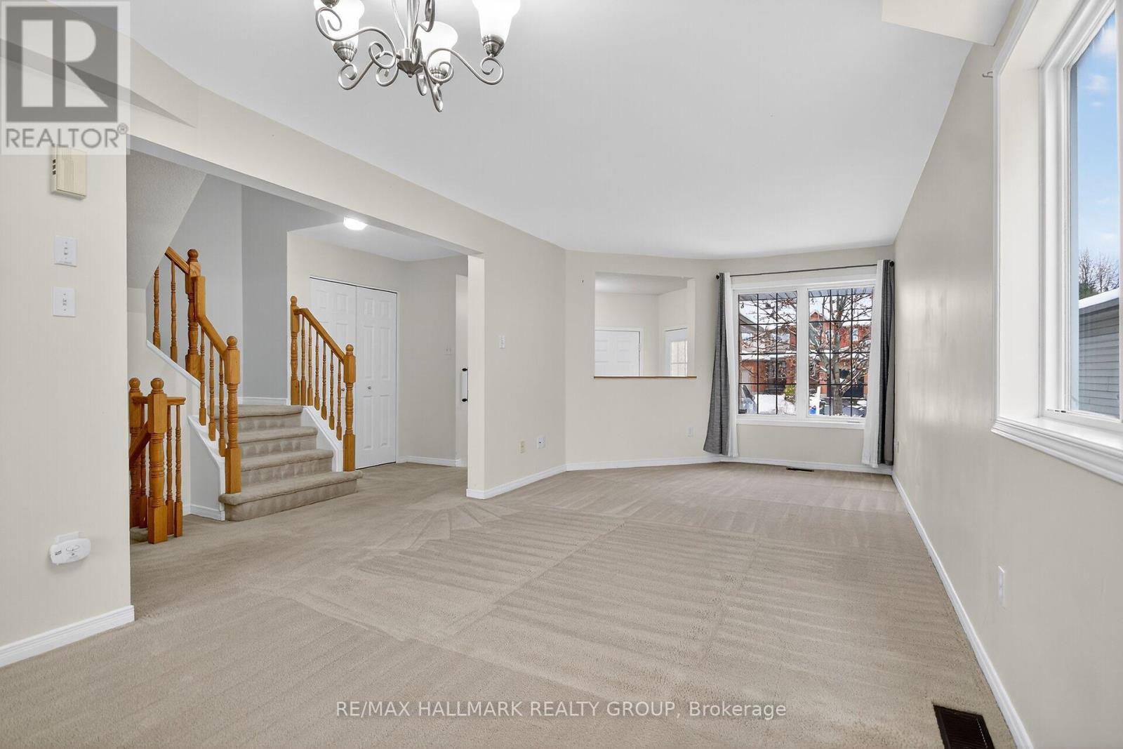 1505 Demeter Street, Ottawa, ON - Indoor Photo Showing Other Room