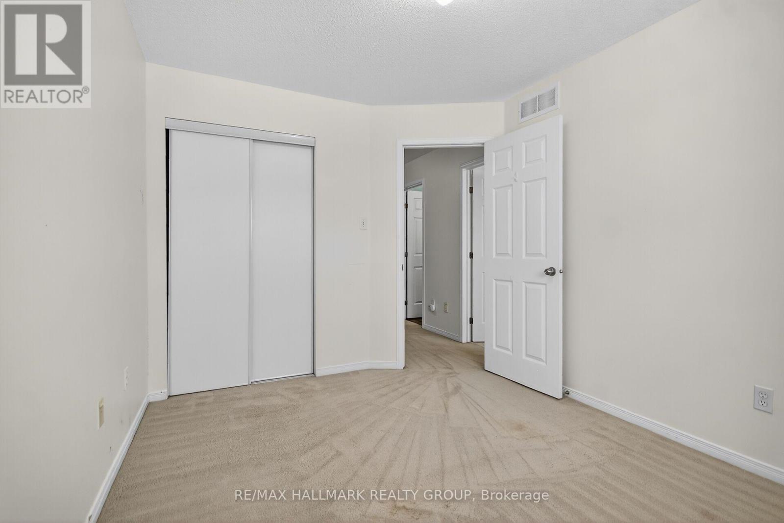 1505 Demeter Street, Ottawa, ON - Indoor Photo Showing Other Room