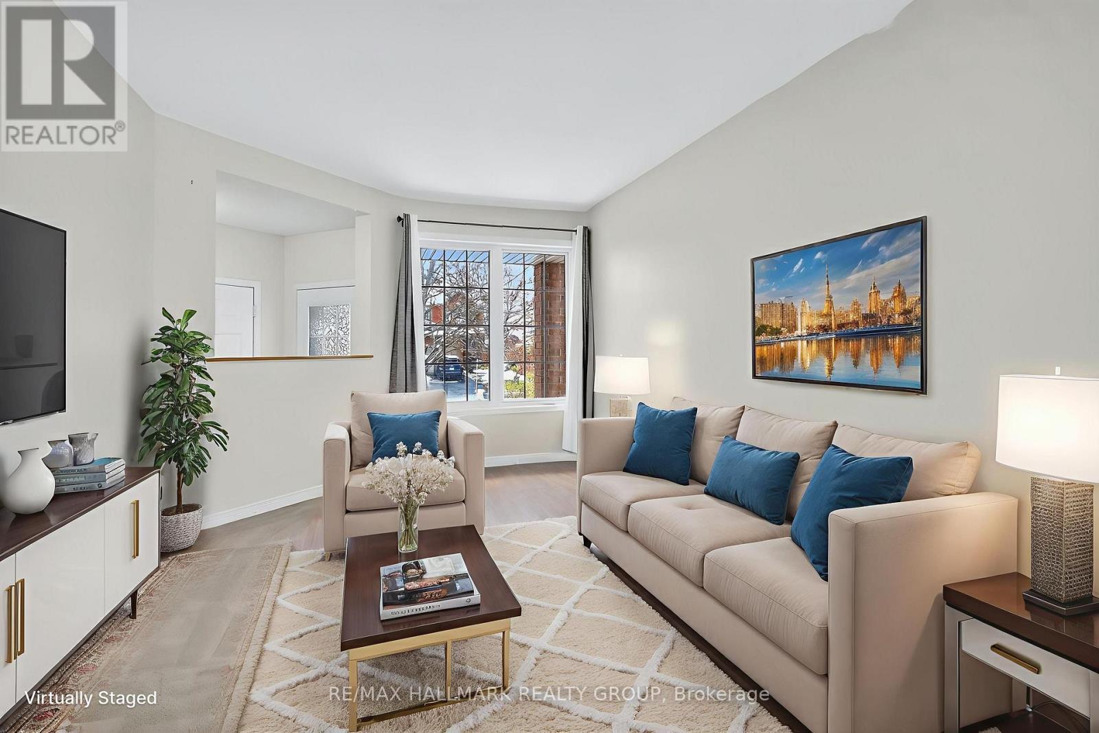 1505 Demeter Street, Ottawa, ON - Indoor Photo Showing Living Room