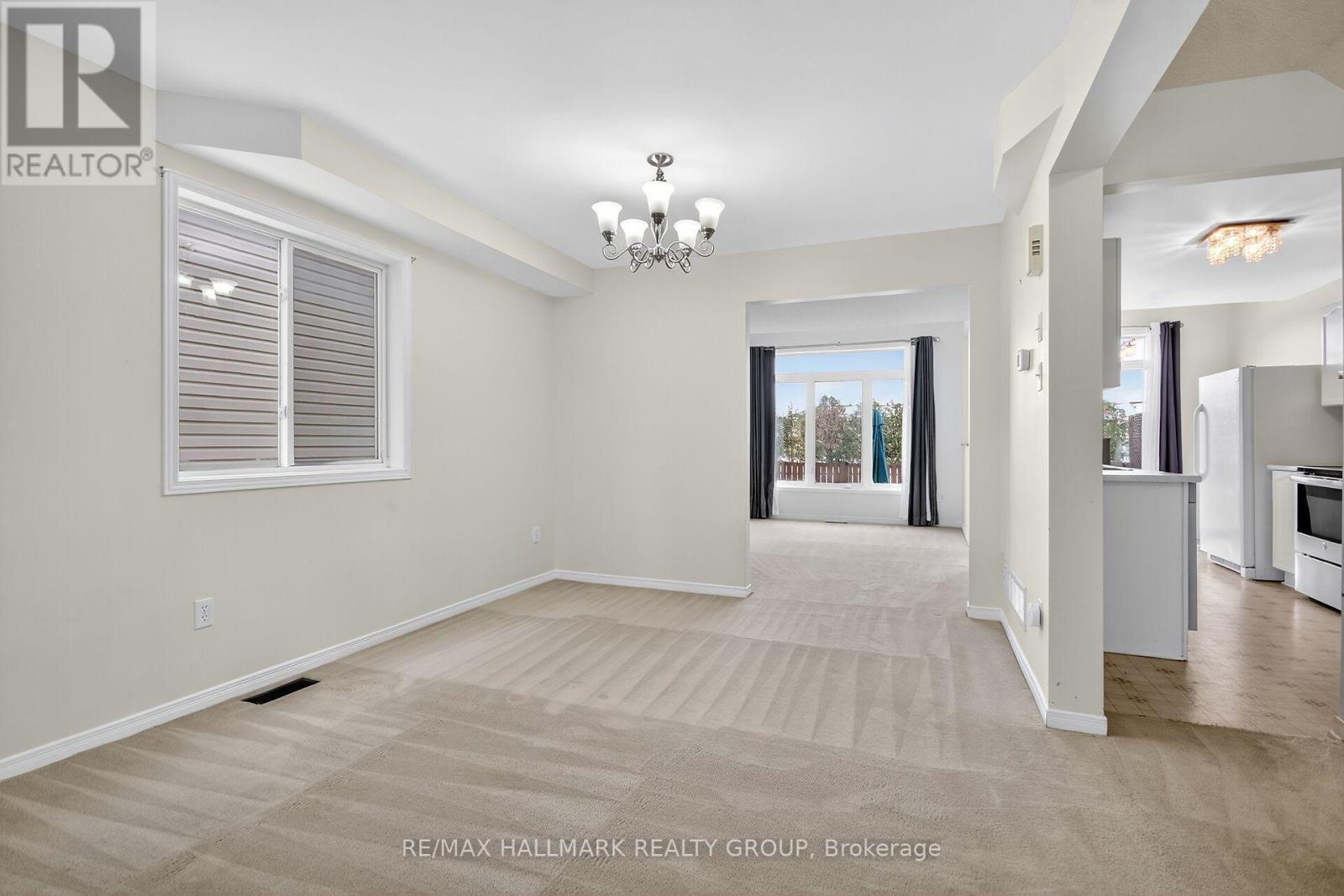 1505 Demeter Street, Ottawa, ON - Indoor Photo Showing Other Room