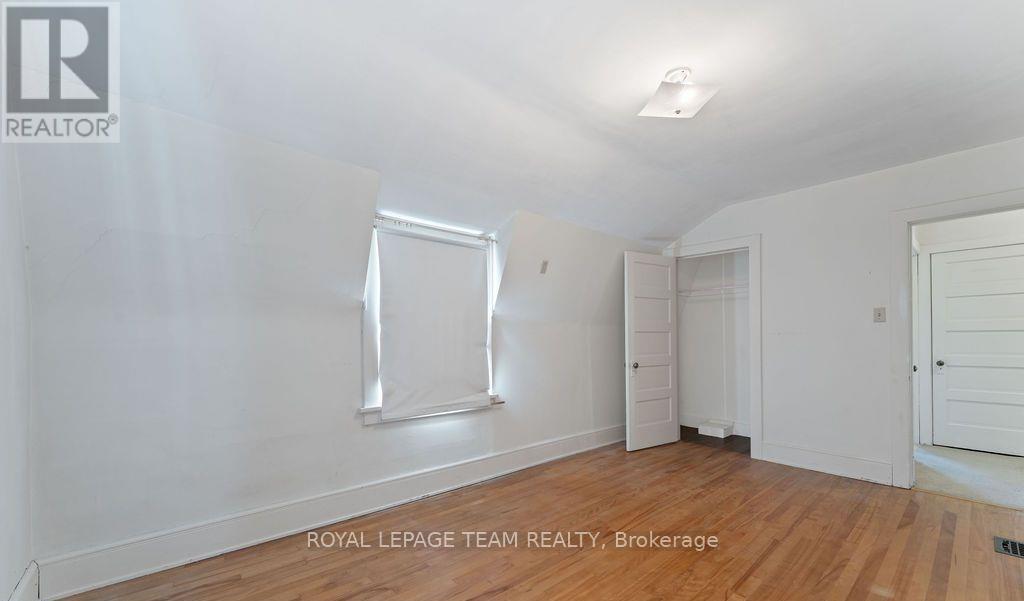 472 Edison Avenue, Ottawa, ON - Indoor Photo Showing Other Room