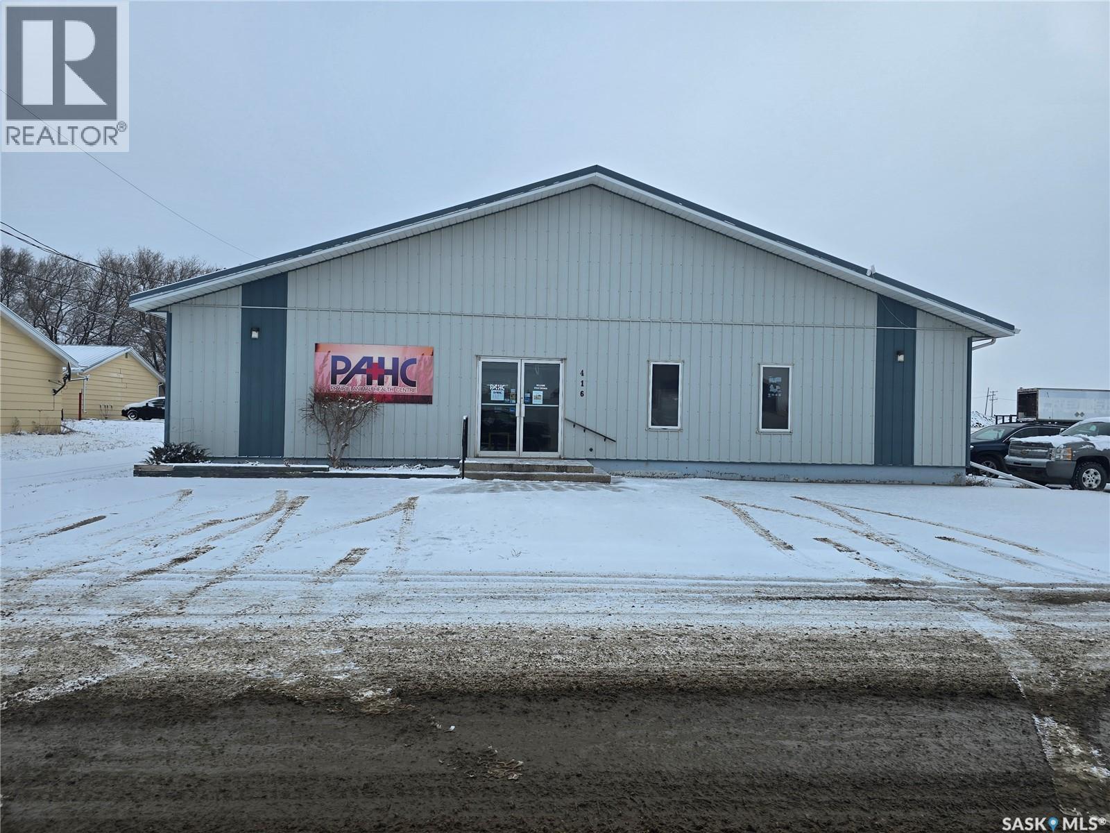 416 7Th Avenue Nw, Weyburn, SK