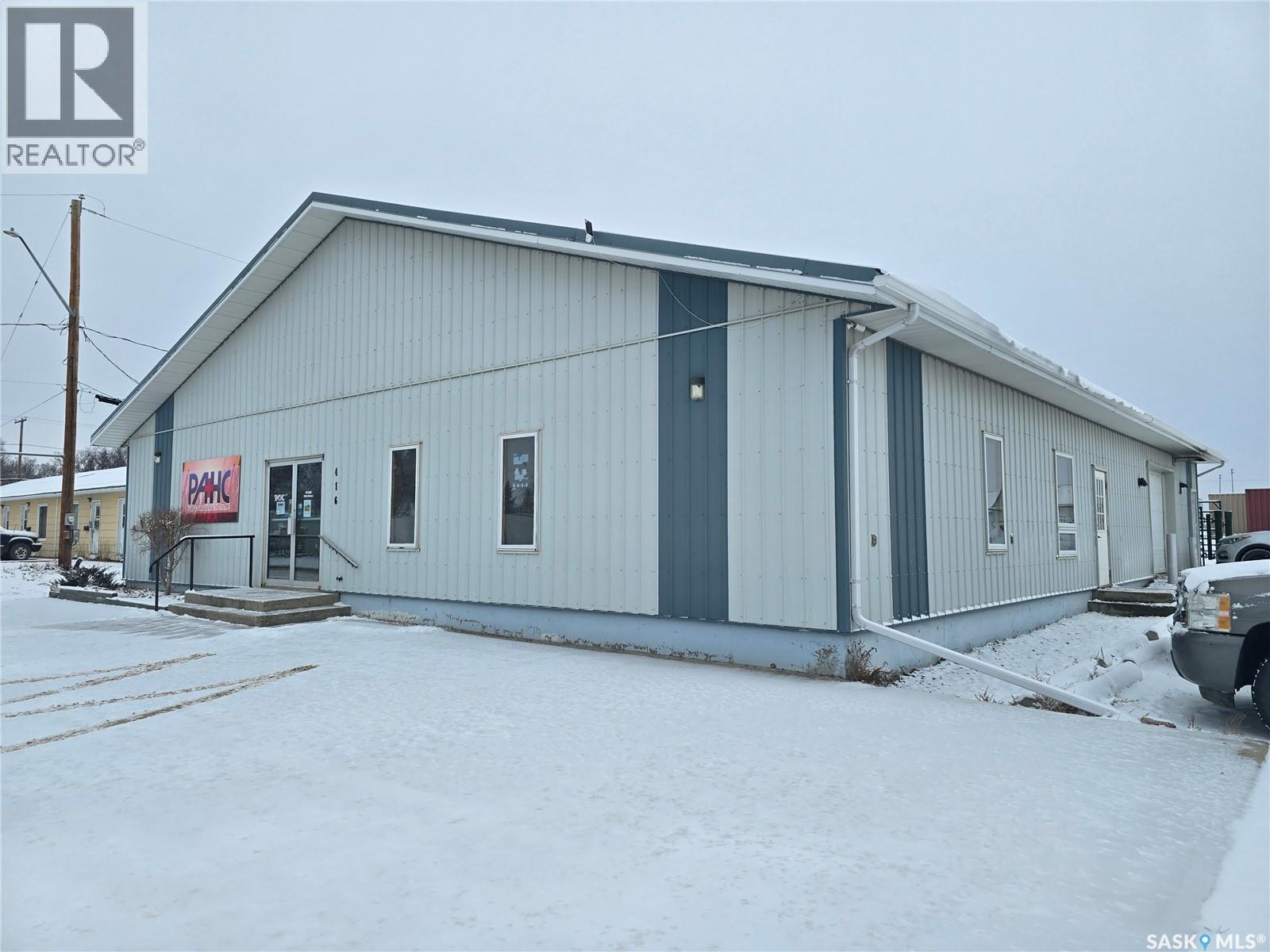 416 7Th Avenue Nw, Weyburn, SK