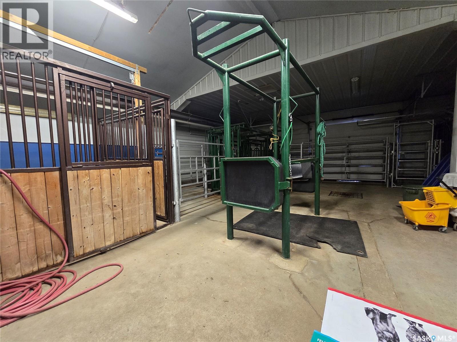 416 7Th Avenue Nw, Weyburn, SK