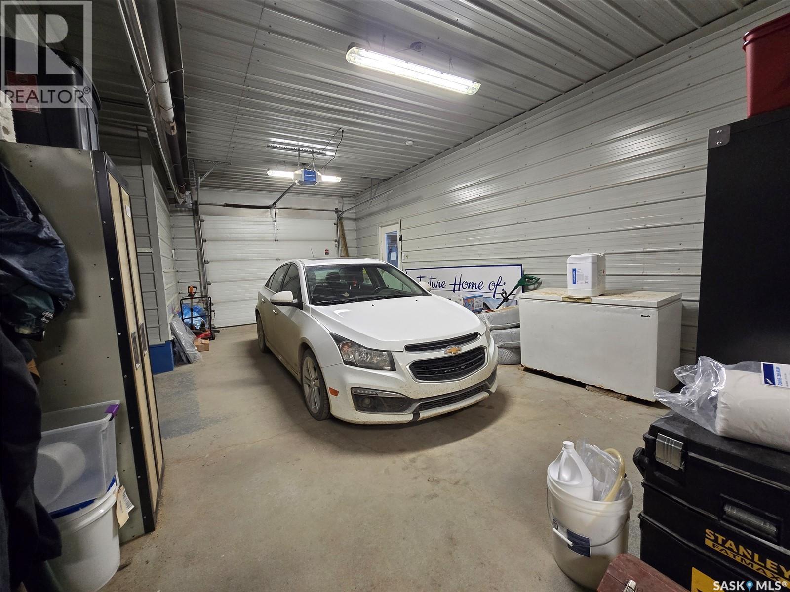 416 7Th Avenue Nw, Weyburn, SK