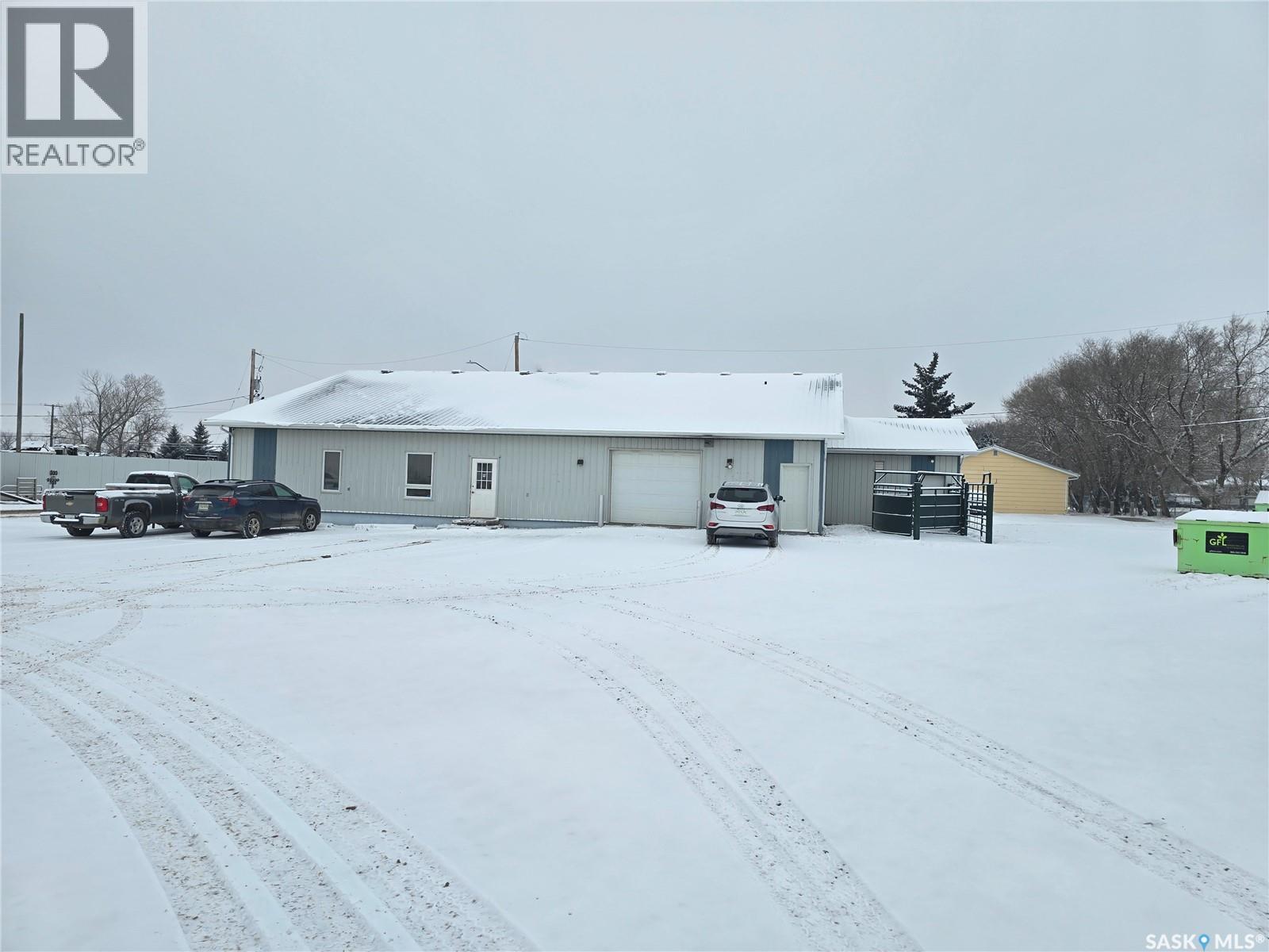 416 7Th Avenue Nw, Weyburn, SK