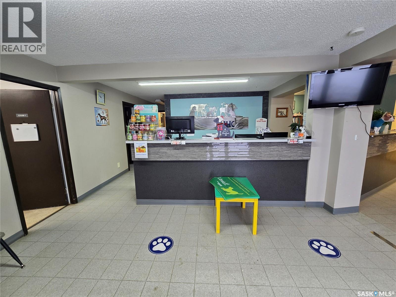 416 7Th Avenue Nw, Weyburn, SK