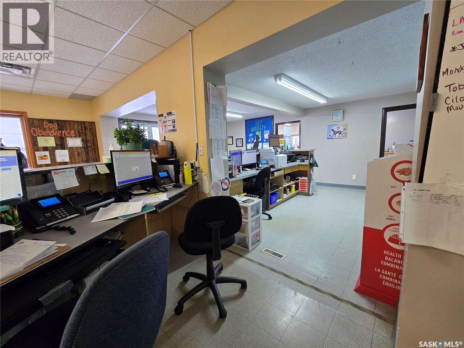 416 7Th Avenue Nw, Weyburn, SK