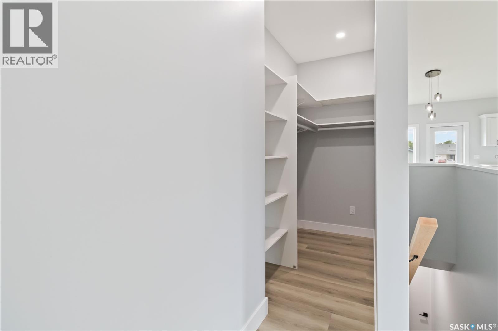 208 2Nd Street S, Waldheim, SK - Indoor