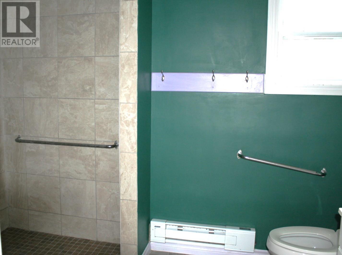 2 Mccarthys Lane, Corner Brook, NL - Indoor Photo Showing Bathroom