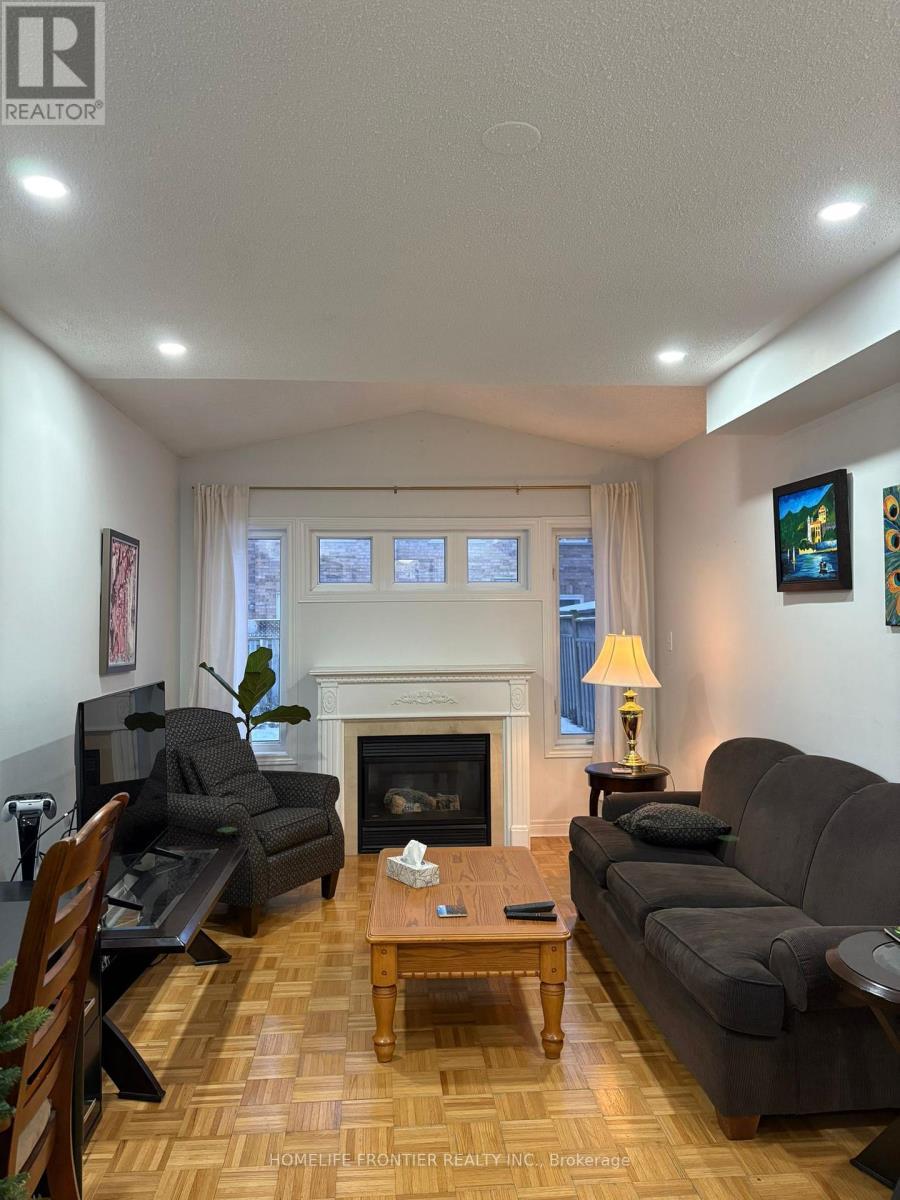 106 Casabel Drive W, Vaughan, ON - Indoor With Fireplace