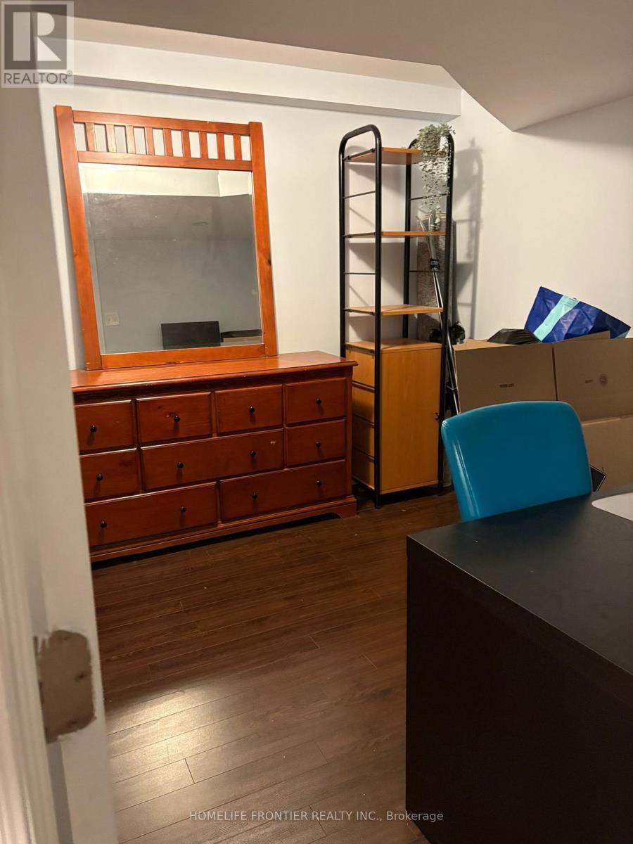 BASEMENT BEDROOM/DEN - 106 Casabel Drive W, Vaughan, ON - Indoor Photo Showing Other Room