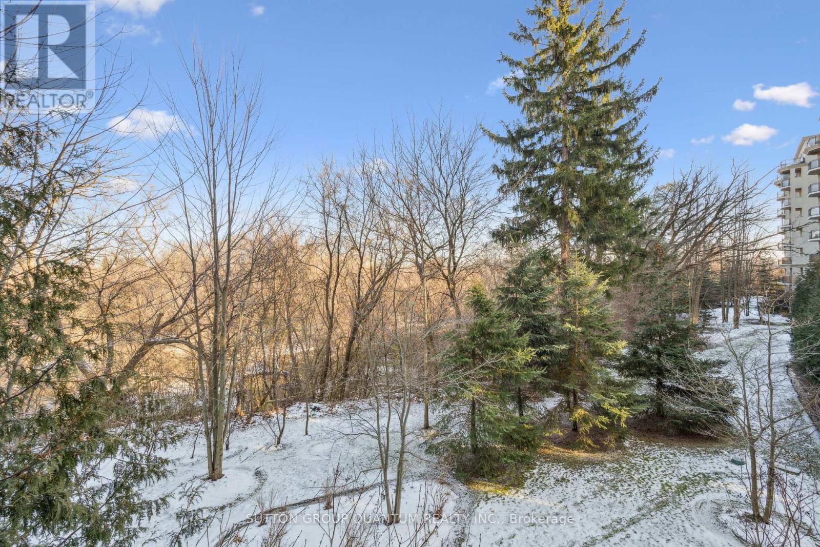 213 - 8 Maison Parc Court, Vaughan, ON - Outdoor With View