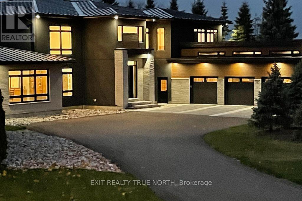 57 Glenhuron Drive, Springwater, ON -