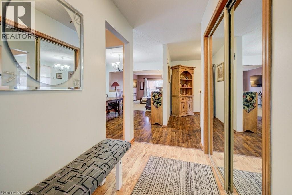 87 Southwood Drive, Cambridge, ON - Indoor Photo Showing Other Room