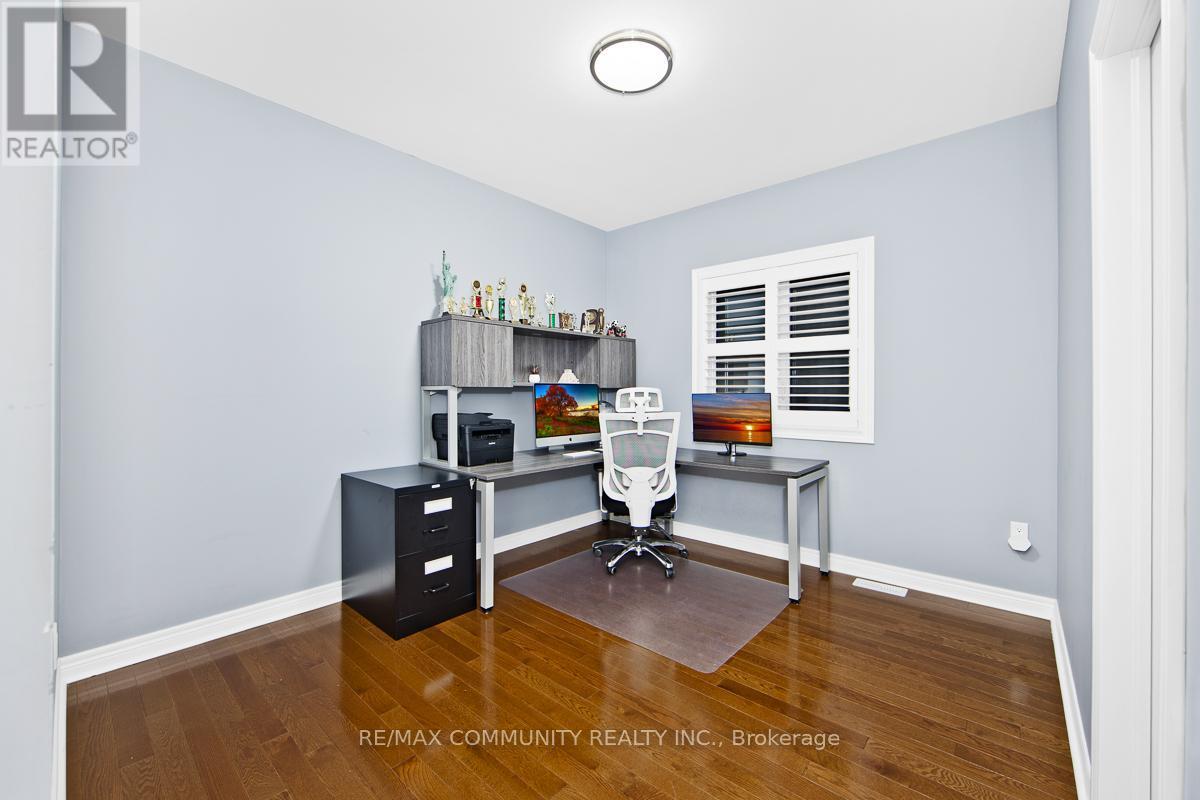 7 Seager Street, Richmond Hill, ON - Indoor Photo Showing Office