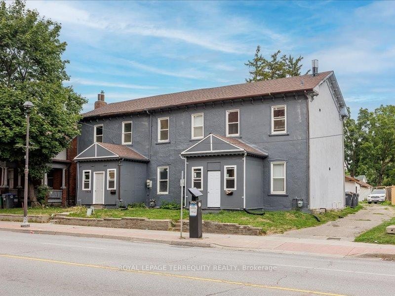 1-166 Main Street N, Brampton, ON