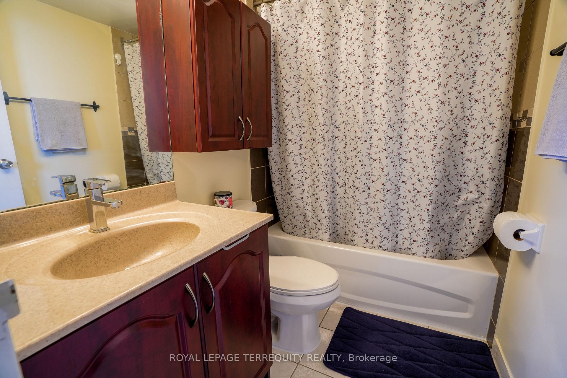 609-25 Silver Springs Boulevard, Toronto, ON - Indoor Photo Showing Bathroom