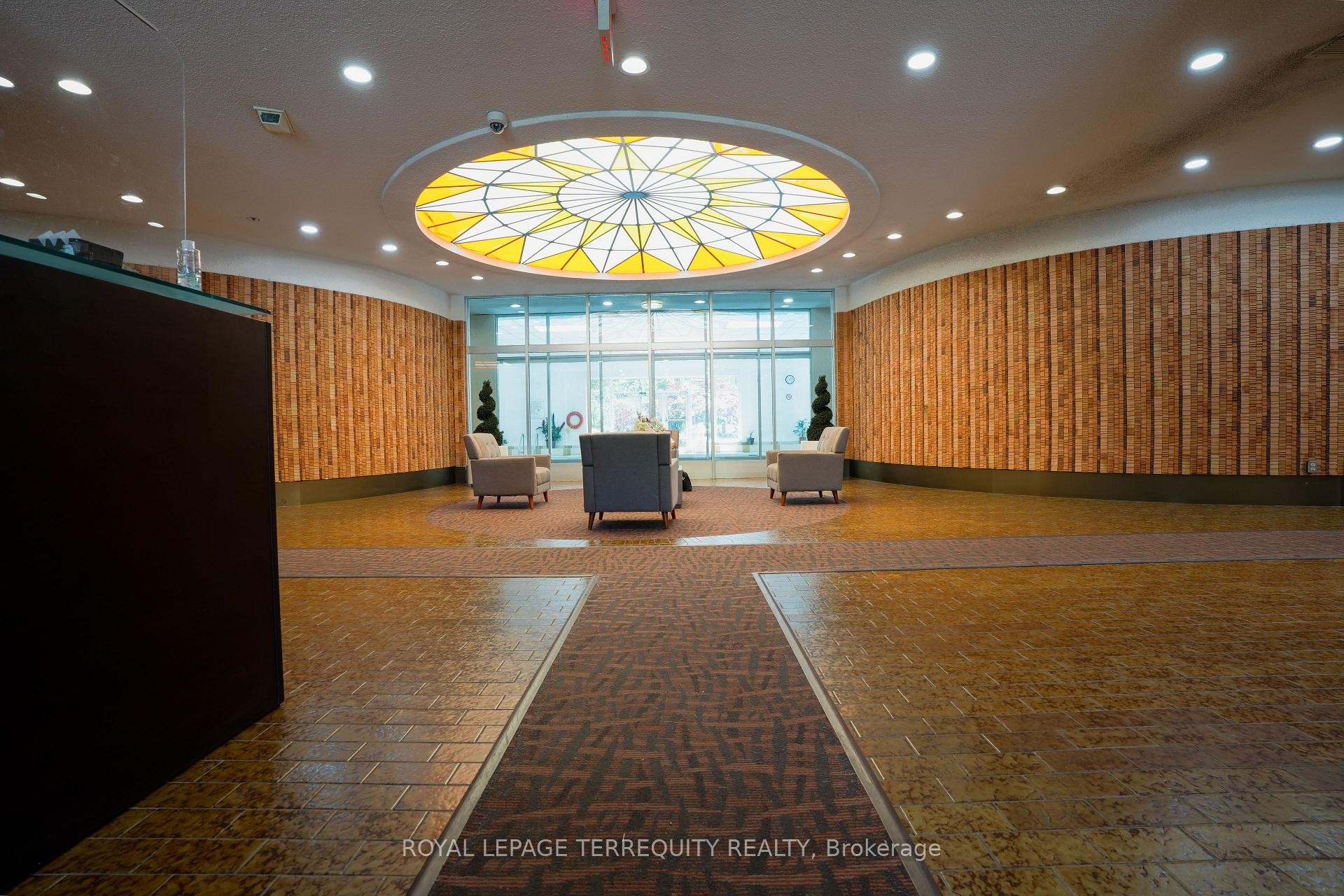 609-25 Silver Springs Boulevard, Toronto, ON - Indoor Photo Showing Other Room