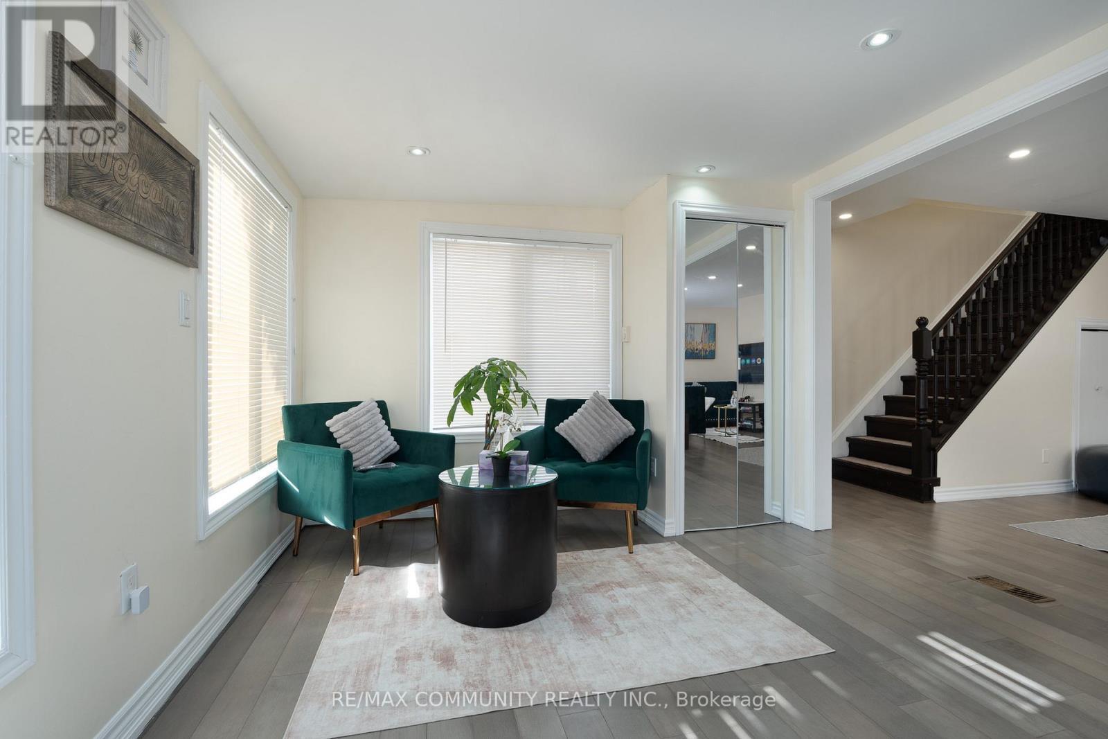 33 Windsor Avenue, Ajax, ON - Indoor