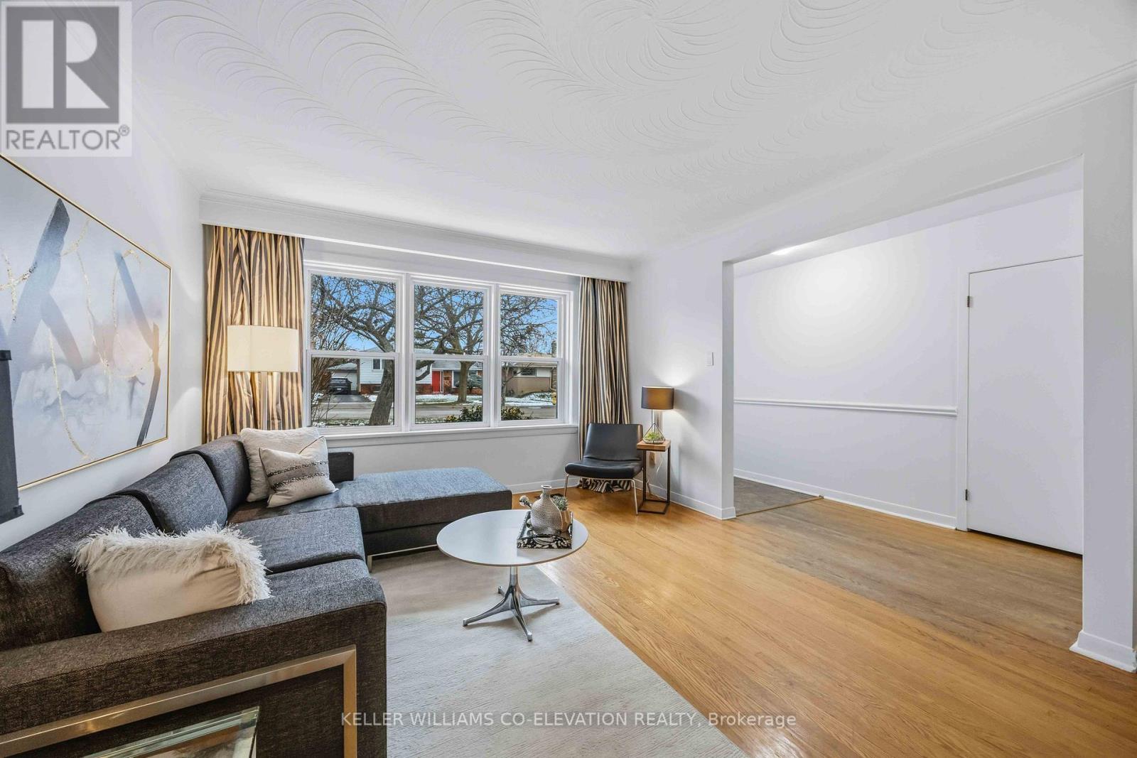 56 Carsbrooke Road, Toronto, ON - Indoor Photo Showing Living Room