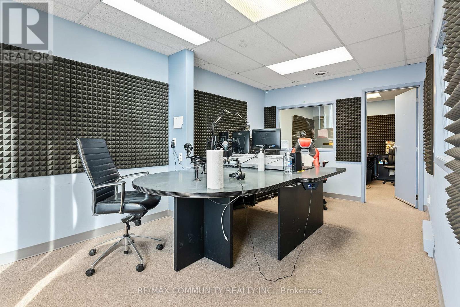 1378 Ouellette Avenue, Windsor, ON