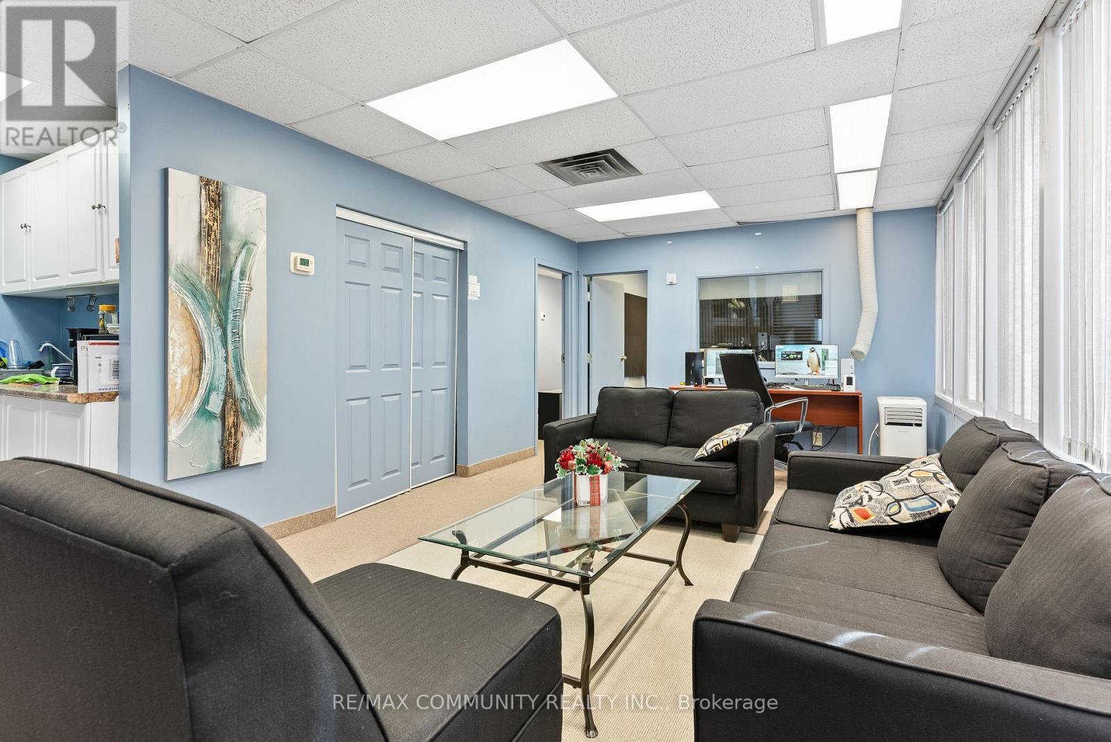 1378 Ouellette Avenue, Windsor, ON