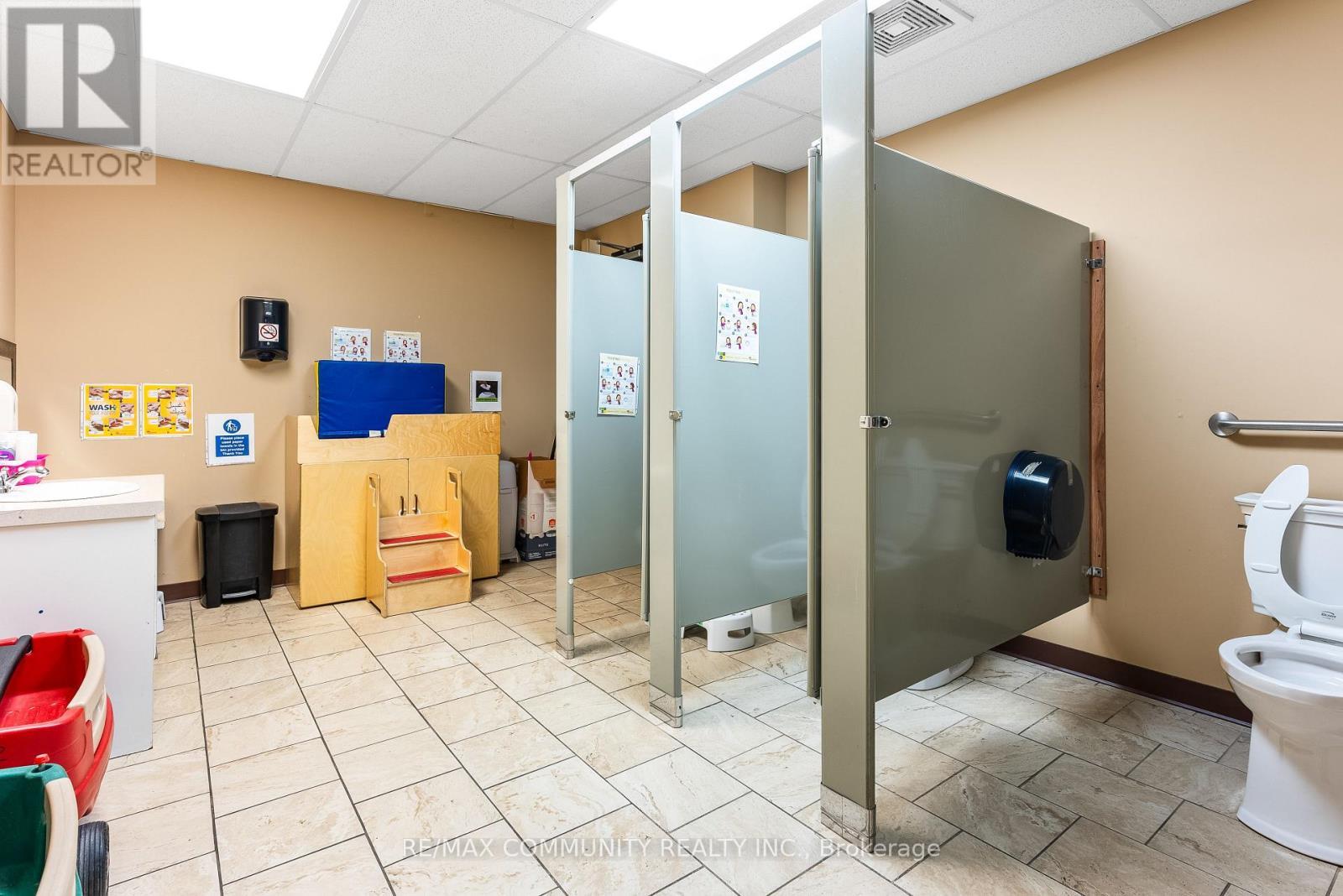 1378 Ouellette Avenue, Windsor, ON