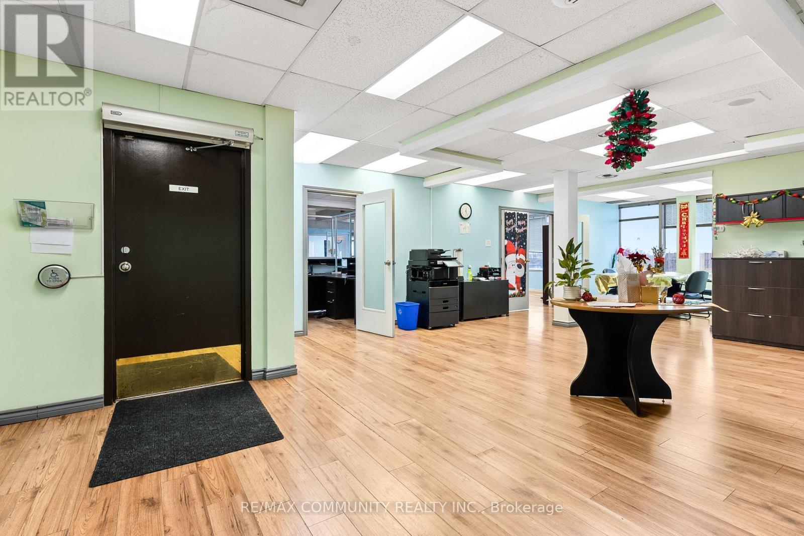 1378 Ouellette Avenue, Windsor, ON