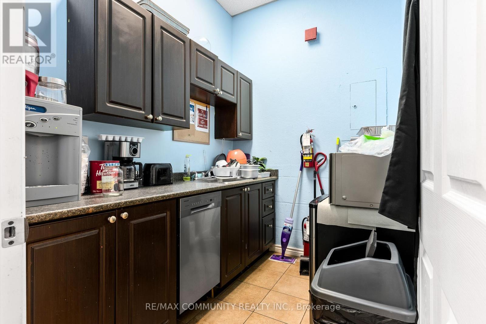 1378 Ouellette Avenue, Windsor, ON