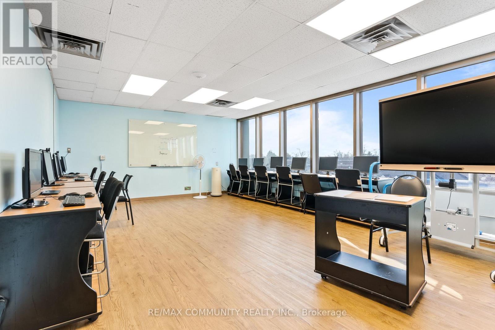 1378 Ouellette Avenue, Windsor, ON