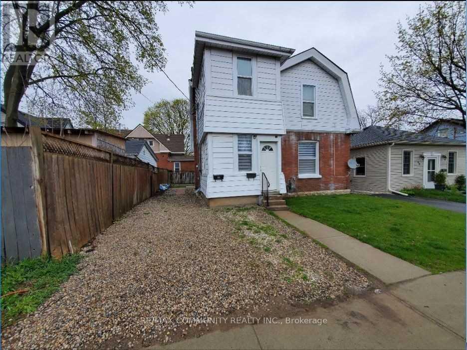 86 Victoria Street, Brantford, ON - Outdoor