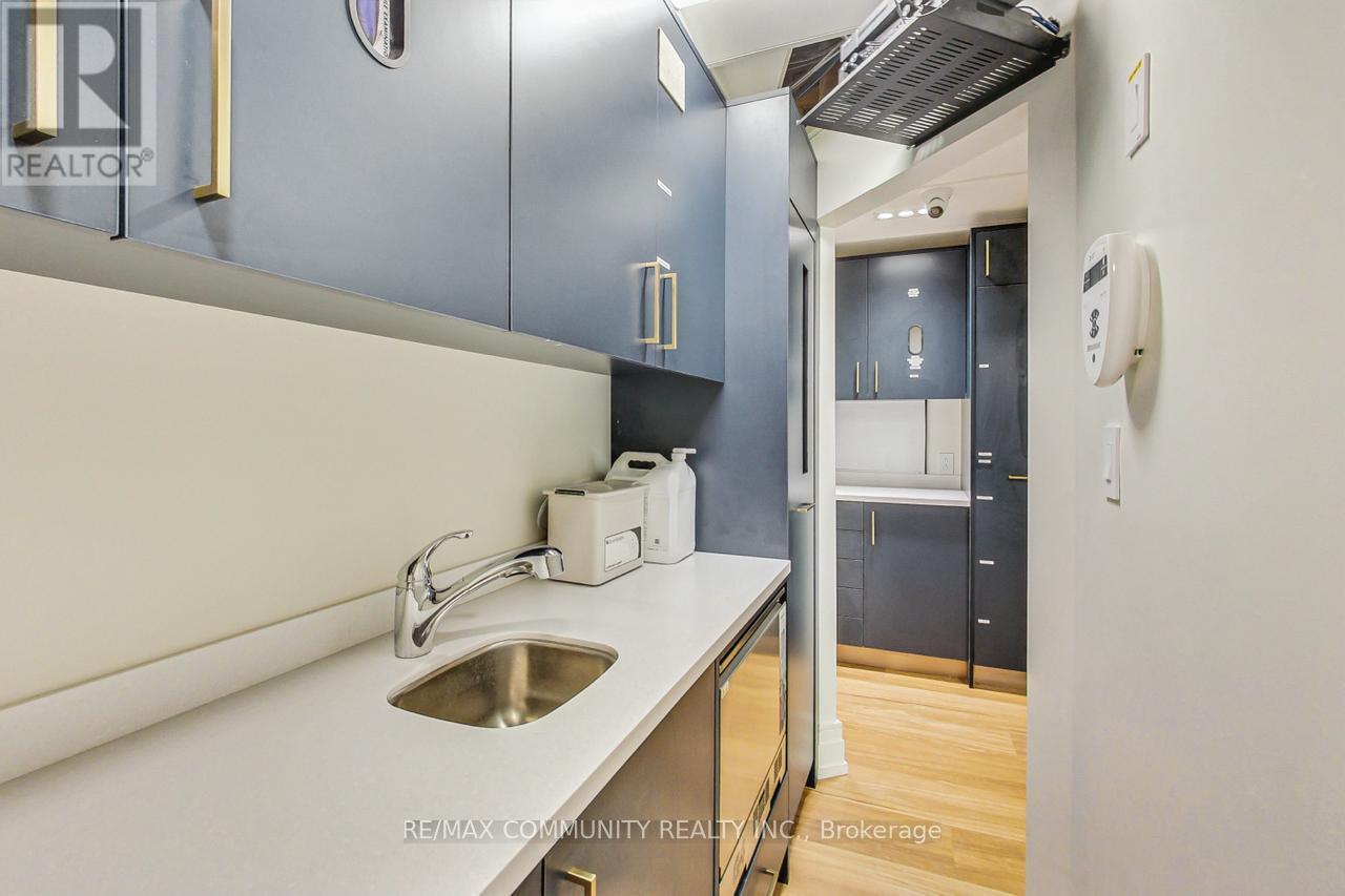 123 Collier Street, Barrie, ON