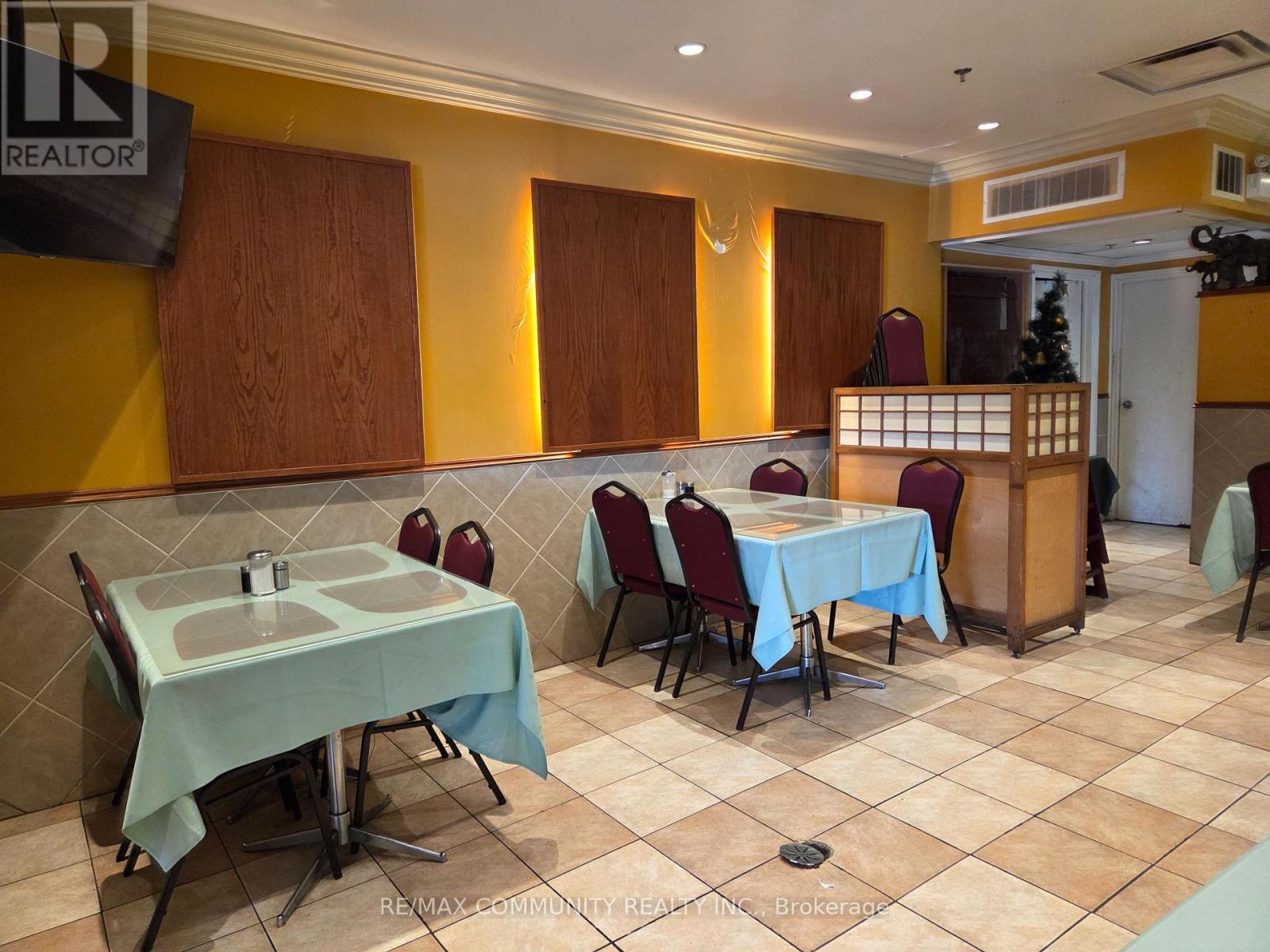 N212/214/215/216/217 - 880 Ellesmere Road, Toronto, ON