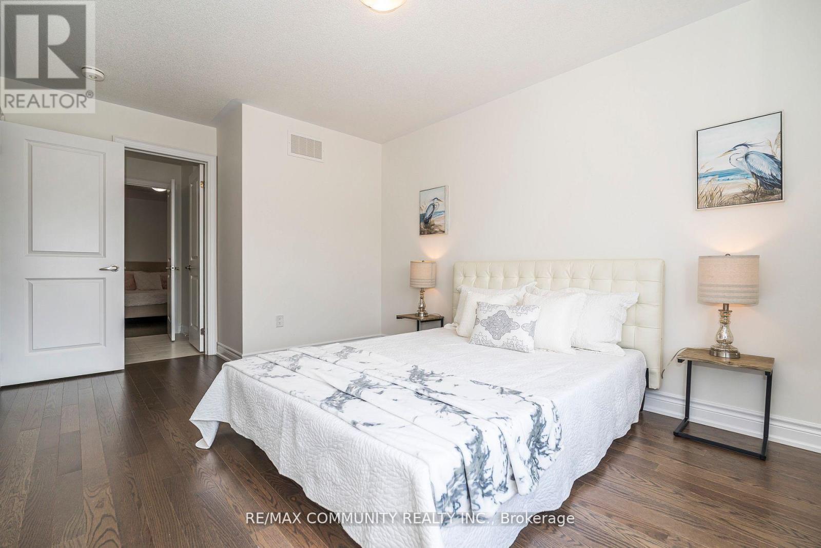 146 Wandering Glider Trail, Bradford West Gwillimbury, ON - Indoor Photo Showing Bedroom