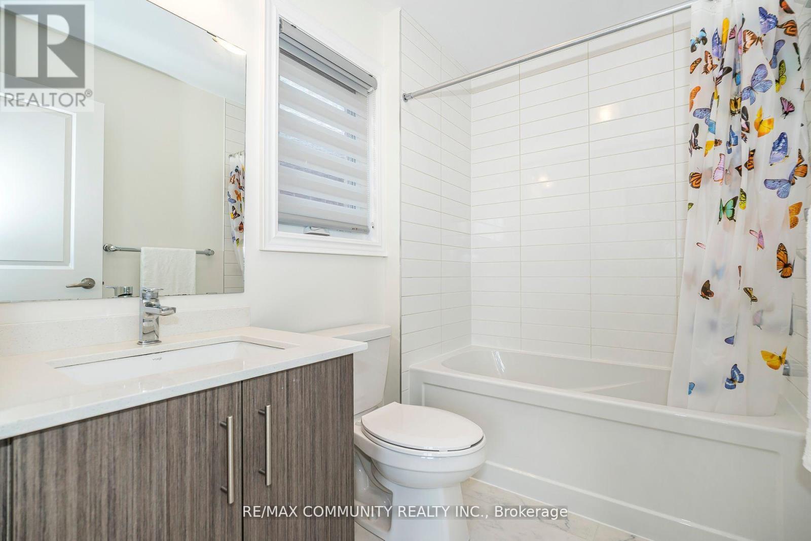 146 Wandering Glider Trail, Bradford West Gwillimbury, ON - Indoor Photo Showing Bathroom