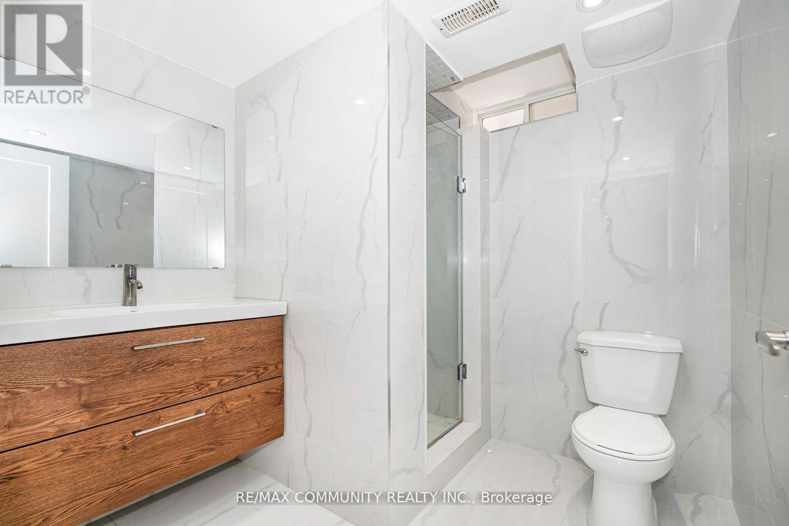 146 Wandering Glider Trail, Bradford West Gwillimbury, ON - Indoor Photo Showing Bathroom