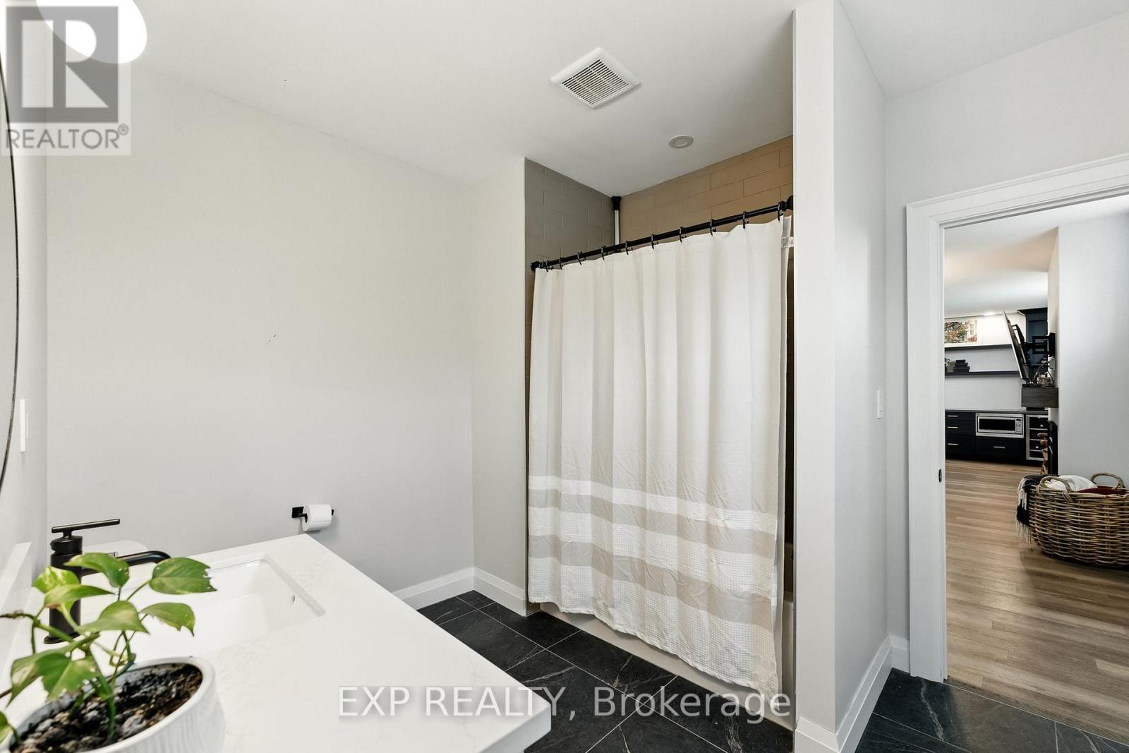 14701 Wilson Avenue, Scugog, ON - Indoor