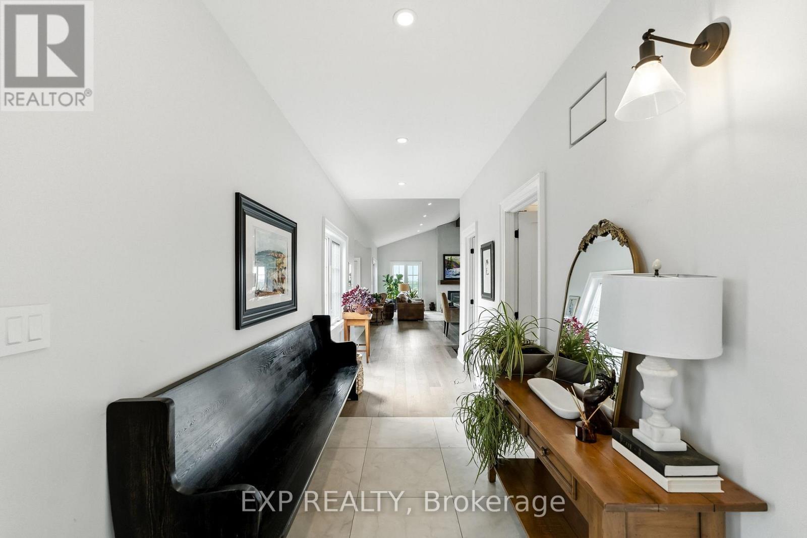 14701 Wilson Avenue, Scugog, ON - Indoor Photo Showing Other Room