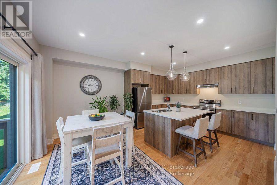 465 Adelaide Street, Wellington North, ON - Indoor