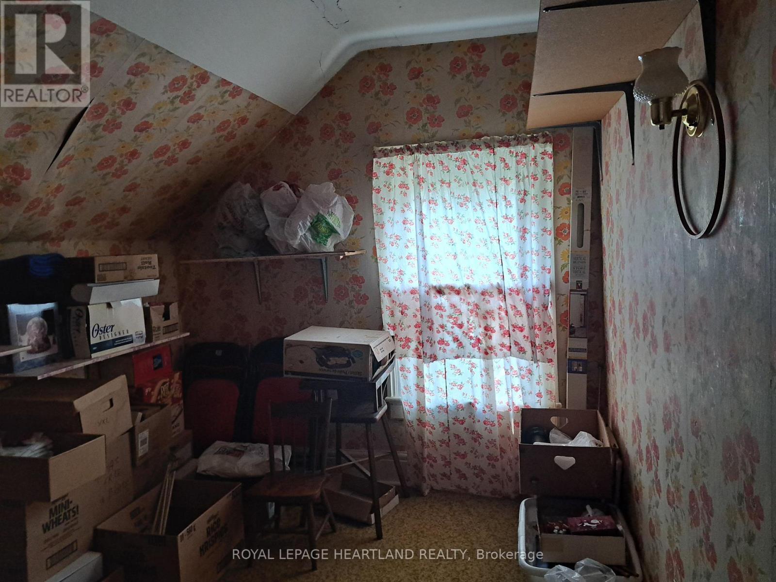 22 Whitehead Street, Central Huron (Clinton), ON - Indoor Photo Showing Other Room