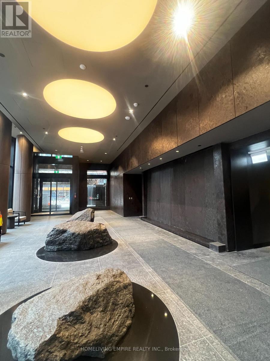 1703N - 120 Broadway Avenue, Toronto, ON - Indoor Photo Showing Other Room